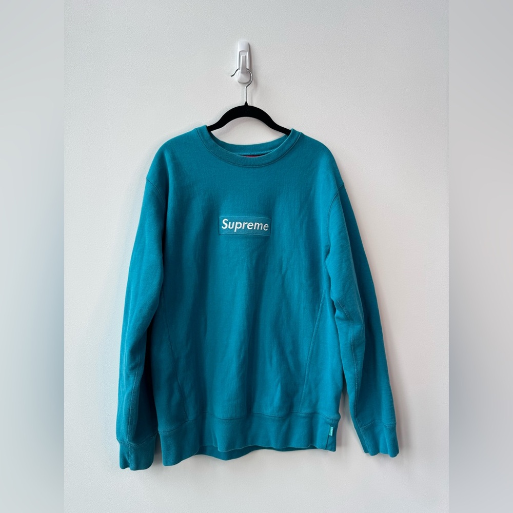 SUPREME BOX LOGO CREWNECK